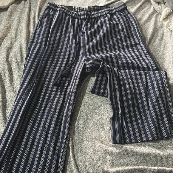 Banana Republic, size Medium, striped casual pants - Picture 1 of 1
